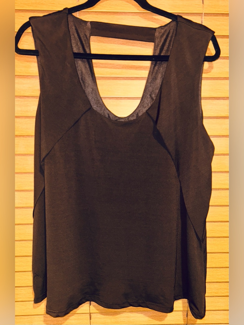 Women’s Sleeveless Brown Scoop Neck Top size 18/20